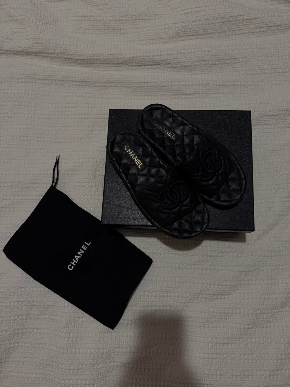 CHANEL Black Quilted Lambskin Slide Sandals with CC Motif - Picture 1 of 5